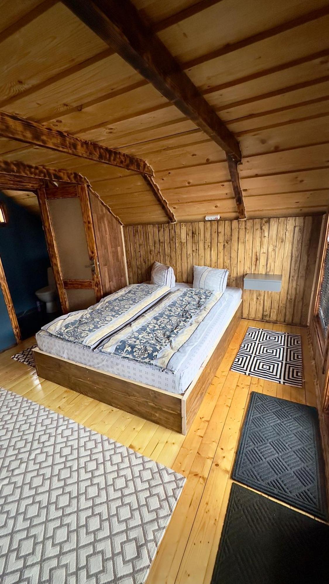 Vip-Domyk Rahó Kültér fotó